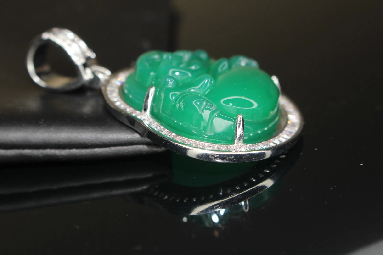Happy Buddha GREEN BAGUETTE 4.2ct Lab VVS1 Sim Diamond Pendant 19g