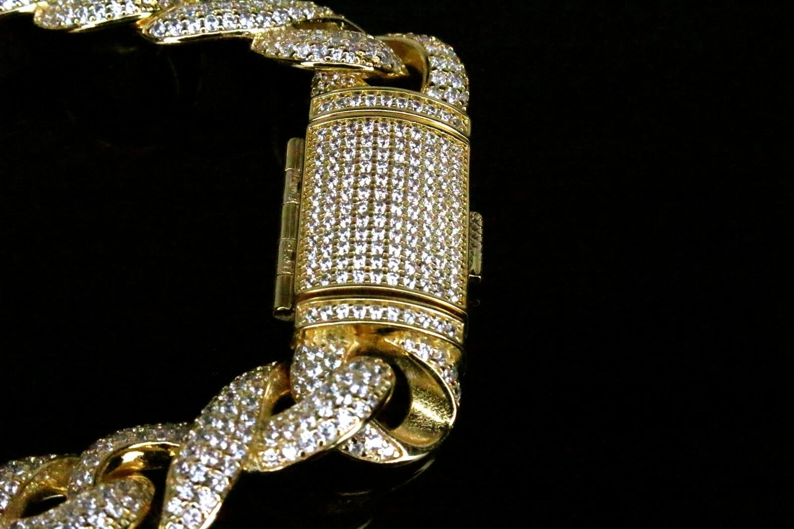 14mm INFINITY 60ctw Lab Sim VVS1 Diamonds Necklace - Gold