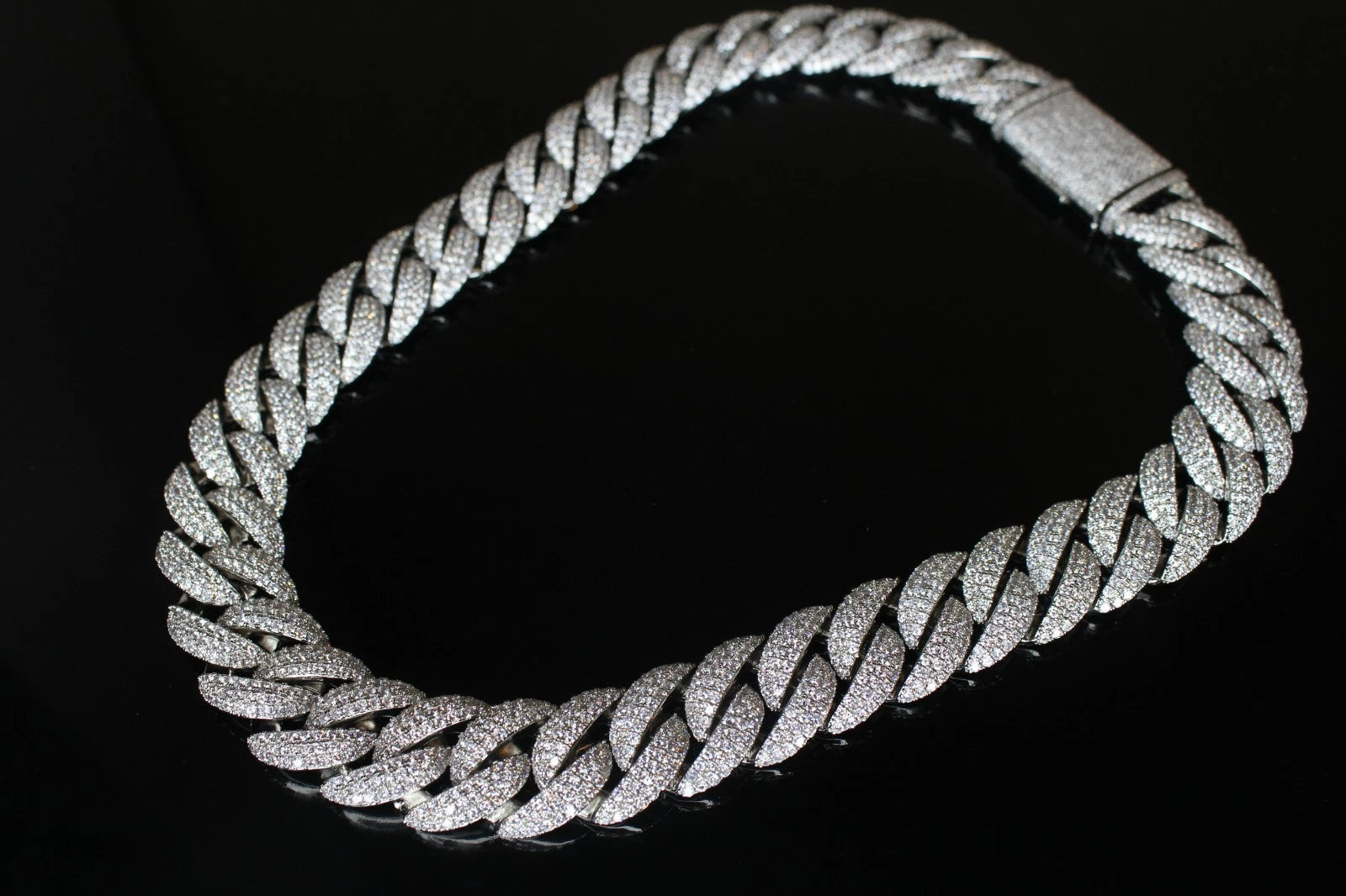 22mm Cuban Miami 156.2ctw Lab Sim Diamonds VVS1 Necklace