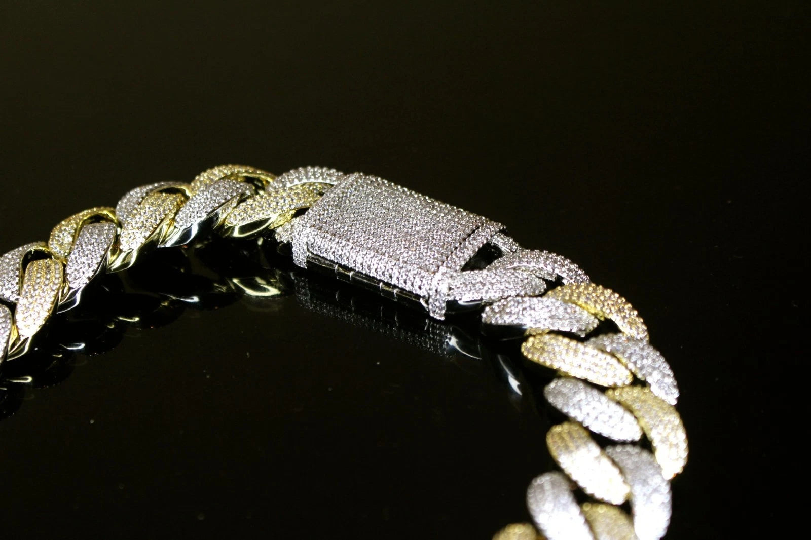 22mm Cuban Miami 156.2ctw Lab Sim Diamonds VVS1 Necklace - 2TONE Gold